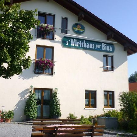 Wirtshaus Zur Bina Hotel Vilsbiburg Bagian luar foto